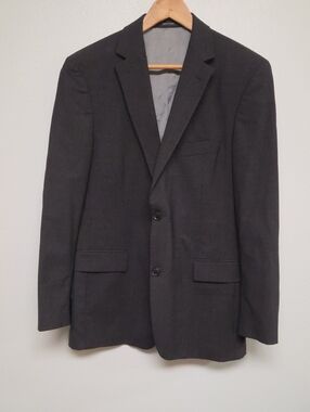 Hugo Boss Charcoal Gray Two-Button Sport Coat